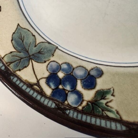 Mikasa Garden Harvest 2 Bread & Butter Plate Intaglio, Fruit & Leaves Rim, VTG - Picture 7 of 8